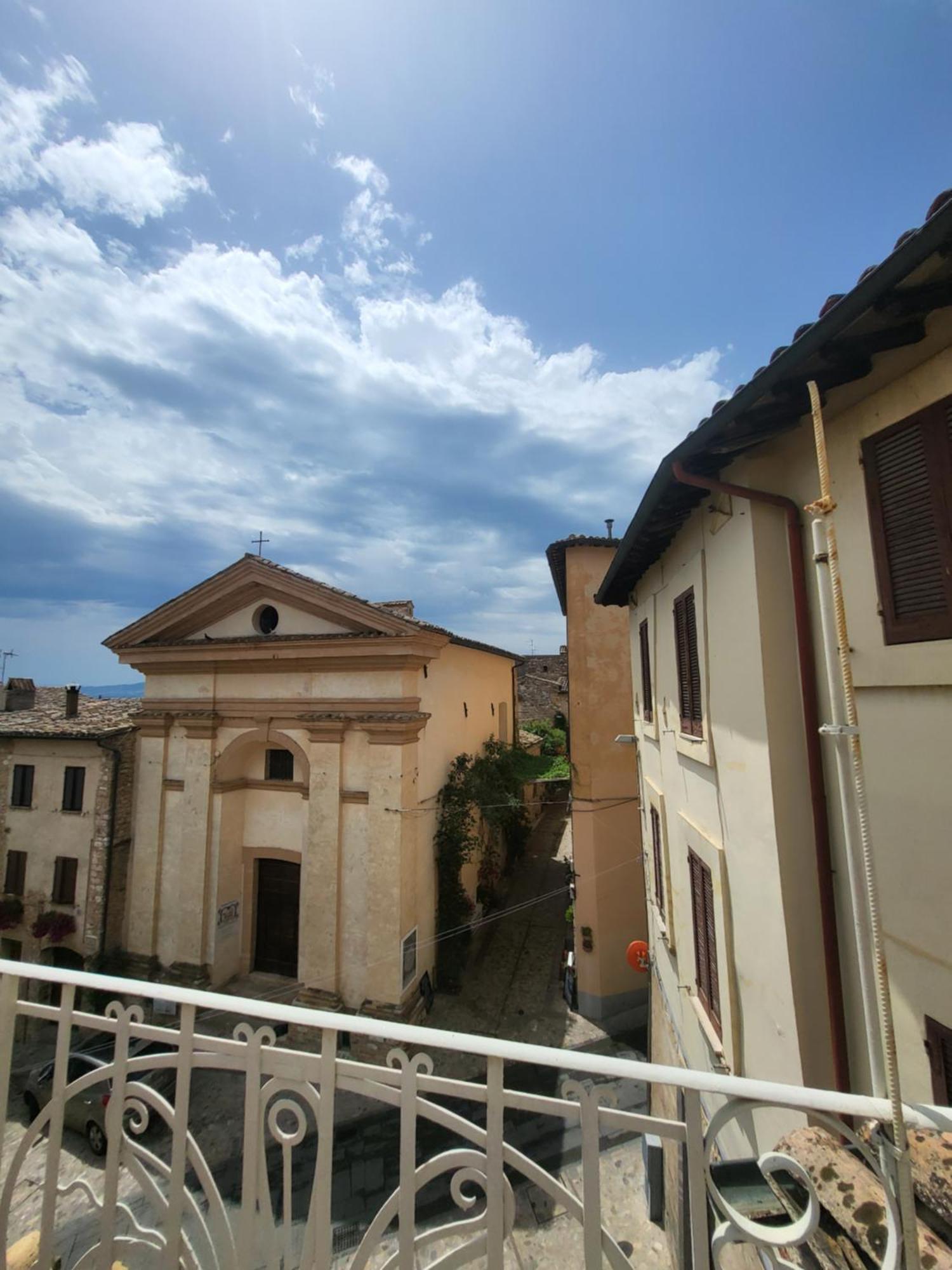 Magic Spell - 200Mq Centro Spello Exterior foto